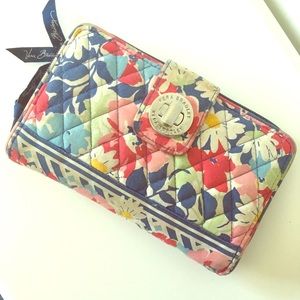 Vera Bradley turn lock wallet